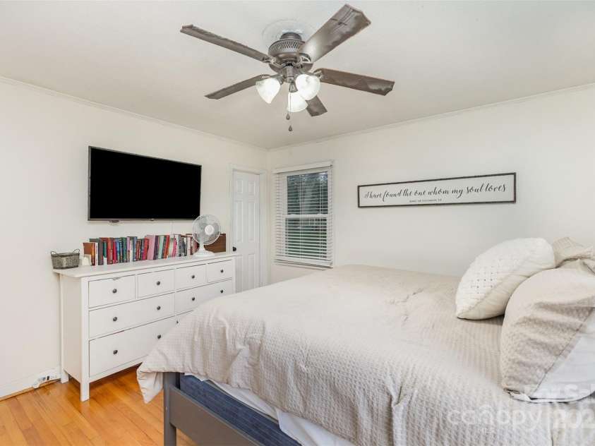 905 Tait Street, Lincolnton, NC 28092.  MLS# CAR4231566, YatesRealty ID 7689. 