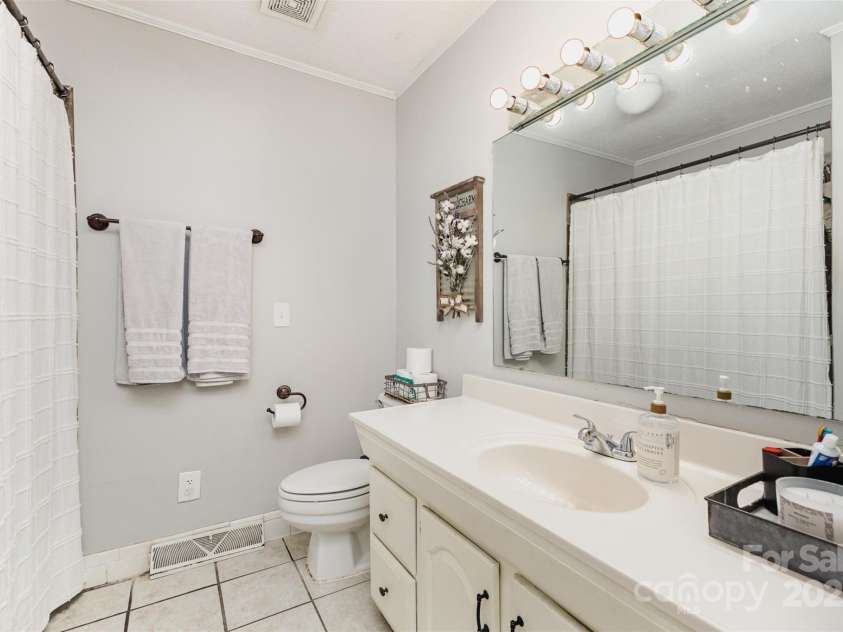 905 Tait Street, Lincolnton, NC 28092.  MLS# CAR4231566, YatesRealty ID 7689. 