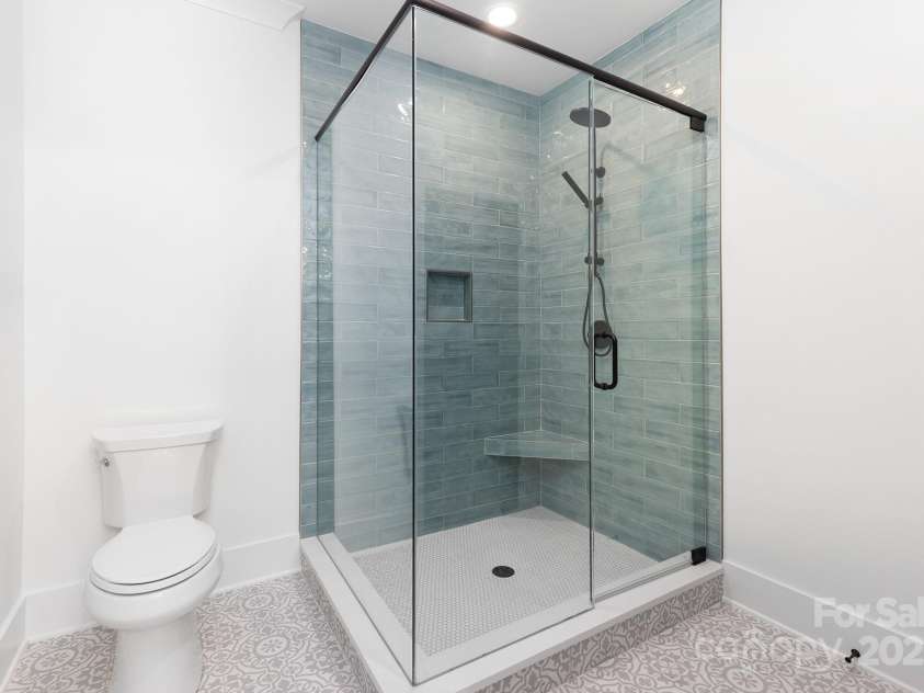 18304 Rosapenny Road, Charlotte, NC 28278.  MLS# CAR4329867, YatesRealty ID 769. Bathroom #3