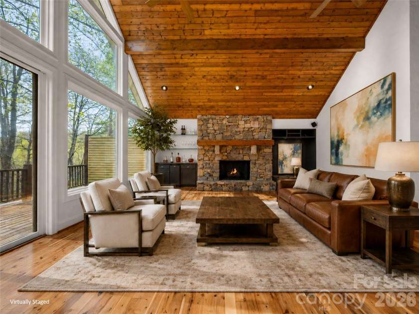 21 Wild Flower Hollow, Hendersonville, NC 28739.  MLS# CAR4321049, YatesRealty ID 769. 