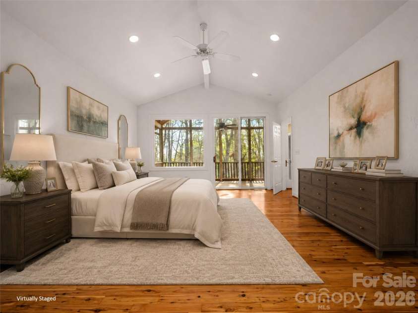21 Wild Flower Hollow, Hendersonville, NC 28739.  MLS# CAR4321049, YatesRealty ID 769. 