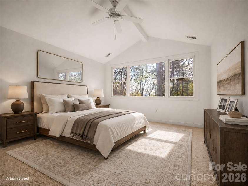 21 Wild Flower Hollow, Hendersonville, NC 28739.  MLS# CAR4321049, YatesRealty ID 769. 