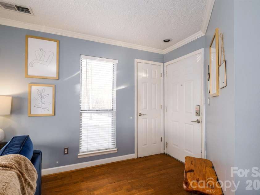2508 Cranbrook Lane, Charlotte, NC 28207.  MLS# CAR4343080, YatesRealty ID 7690. 