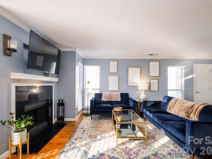 2508 Cranbrook Lane, Charlotte, NC 28207.  MLS# CAR4343080, YatesRealty ID 7690. 