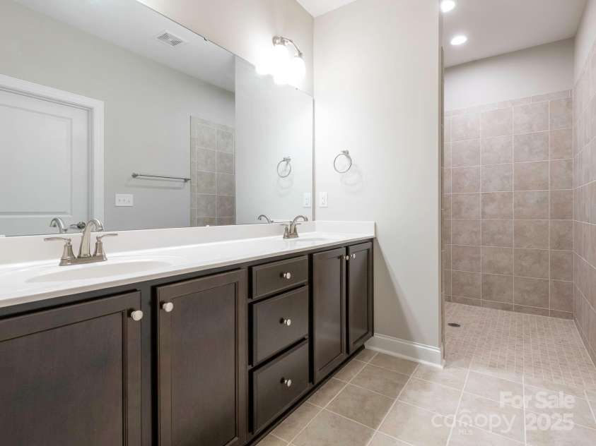 1346 Millview Lane, Matthews, NC 28104.  MLS# CAR4279682, YatesRealty ID 7692. Primary Bathroom