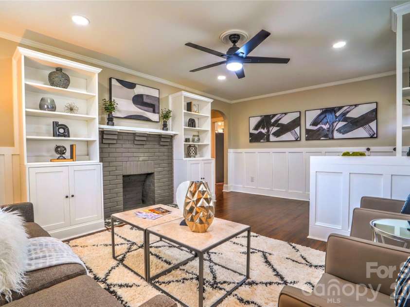 4429 Major Street, Charlotte, NC 28208.  MLS# CAR4346817, YatesRealty ID 7693. 