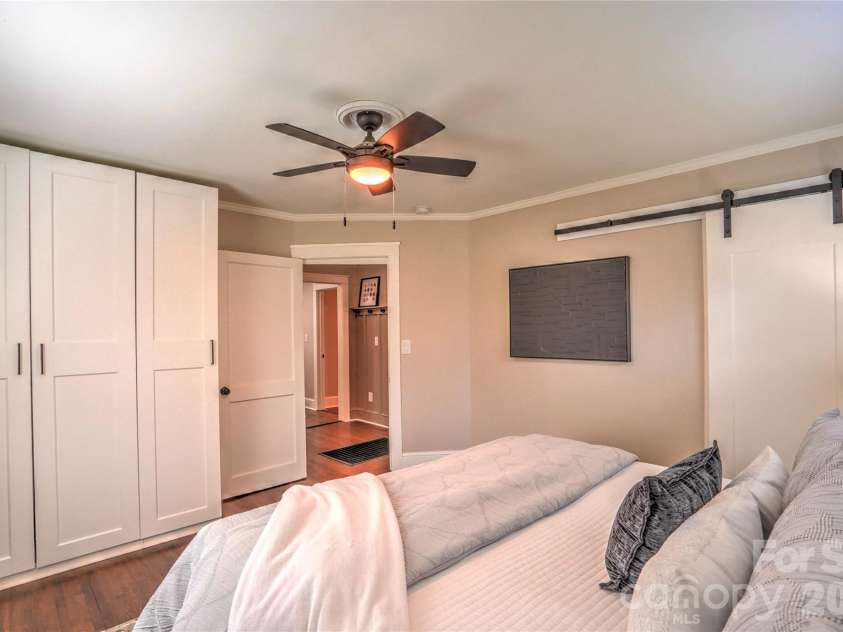 4429 Major Street, Charlotte, NC 28208.  MLS# CAR4346817, YatesRealty ID 7693. 