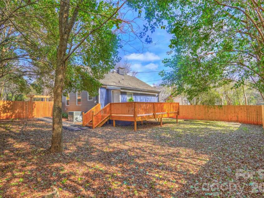 4429 Major Street, Charlotte, NC 28208.  MLS# CAR4346817, YatesRealty ID 7693. 
