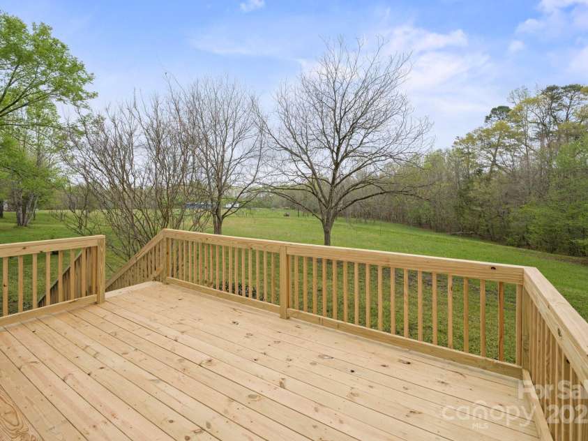 450 Tot Dellinger Road, Cherryville, NC 28021.  MLS# CAR4239994, YatesRealty ID 7695. 