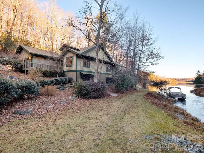 455 Ticoa Park Drive, Brevard, NC 28712.  MLS# CAR4330119, YatesRealty ID 7696. 