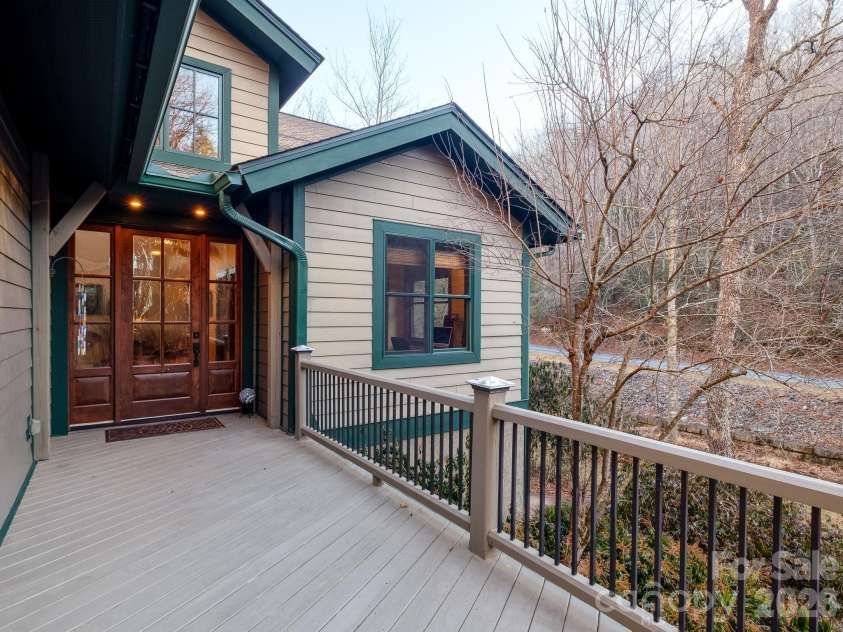 455 Ticoa Park Drive, Brevard, NC 28712.  MLS# CAR4330119, YatesRealty ID 7696. 