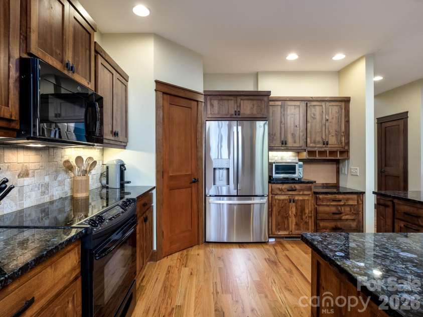 455 Ticoa Park Drive, Brevard, NC 28712.  MLS# CAR4330119, YatesRealty ID 7696. 