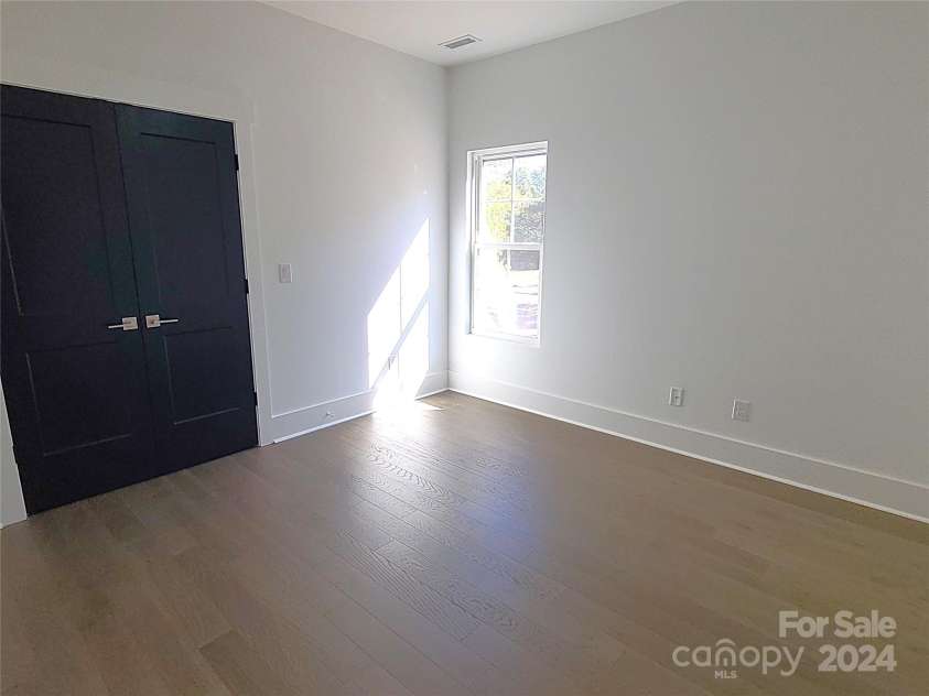 444 19th Avenue Circle, Hickory, NC 28601.  MLS# CAR4187456, YatesRealty ID 770. Bedroom 3