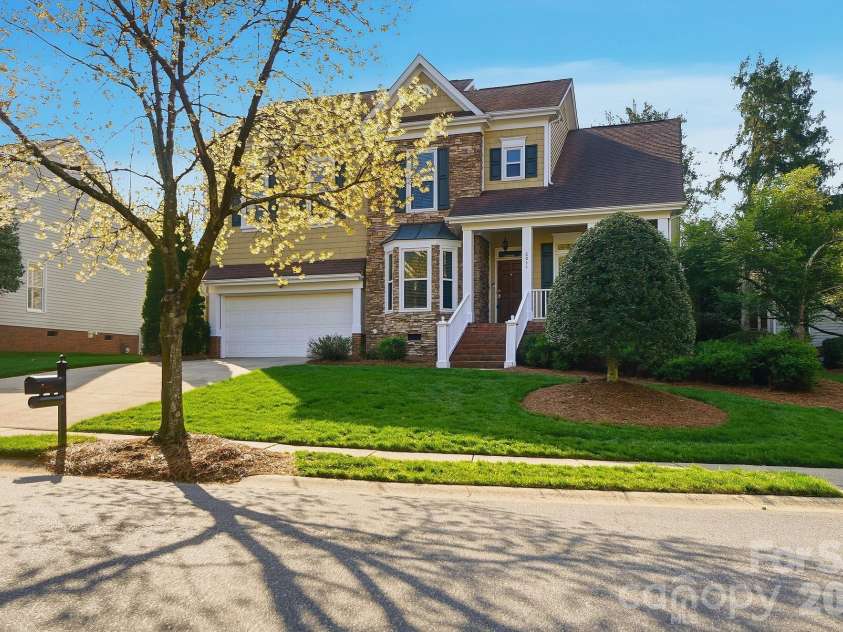 8044 Hawk Crest Court, Charlotte, NC 28270.  MLS# CAR4267919, YatesRealty ID 7700. 