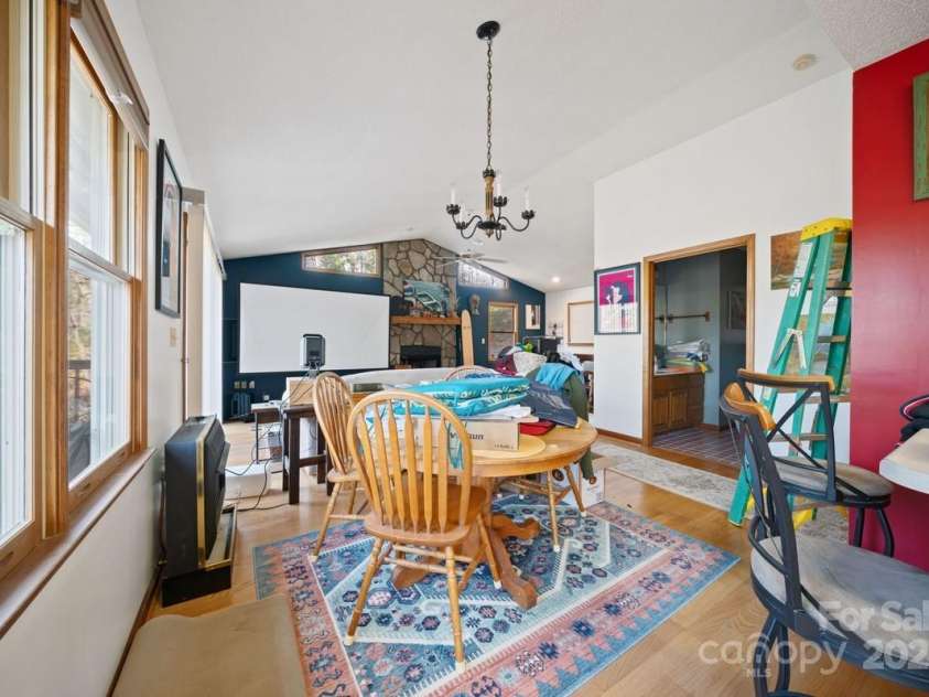 81 Hogback Mountain Court, Sapphire, NC 28774.  MLS# CAR4238818, YatesRealty ID 7700. 