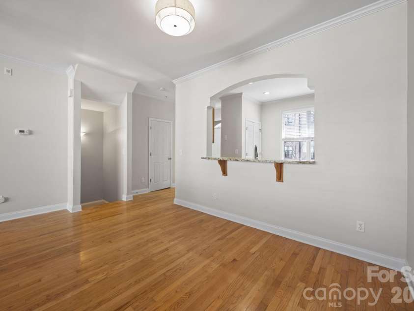 212 Cedar Street, Charlotte, NC 28202.  MLS# CAR4361120, YatesRealty ID 7702. 