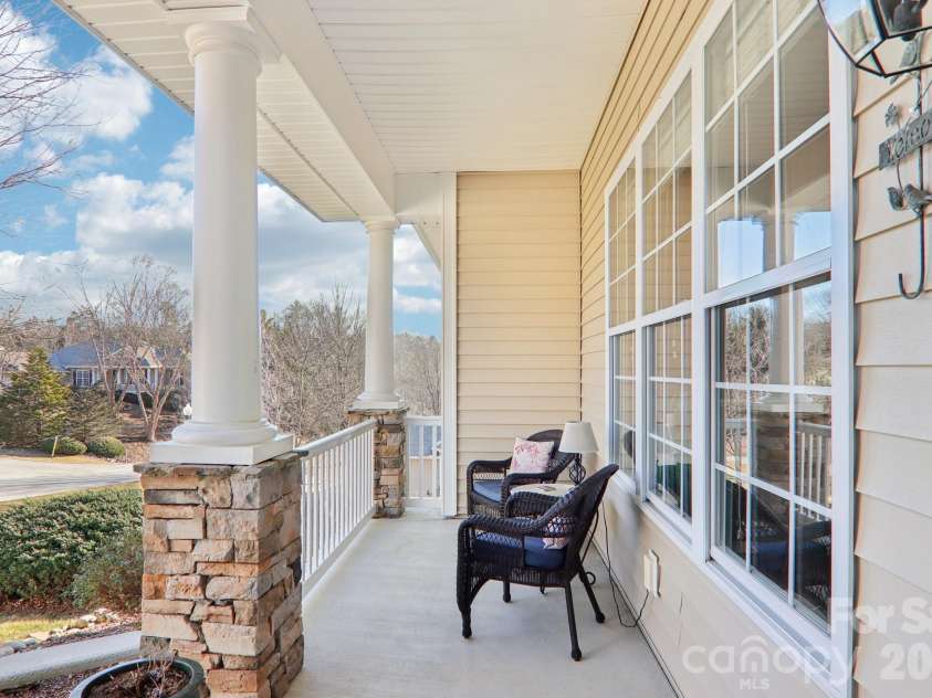 59 Eagle Chase Lane, Etowah, NC 28729.  MLS# CAR4346343, YatesRealty ID 7703. 