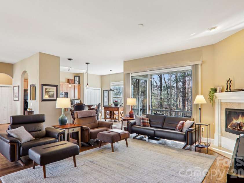 59 Eagle Chase Lane, Etowah, NC 28729.  MLS# CAR4346343, YatesRealty ID 7703. 