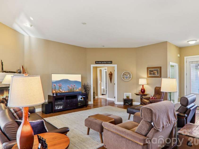 59 Eagle Chase Lane, Etowah, NC 28729.  MLS# CAR4346343, YatesRealty ID 7703. 