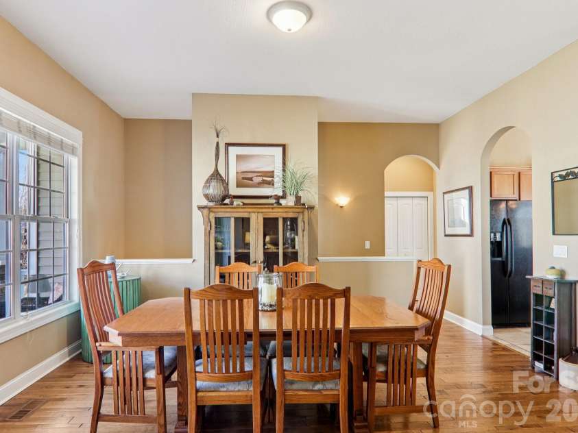 59 Eagle Chase Lane, Etowah, NC 28729.  MLS# CAR4346343, YatesRealty ID 7703. 