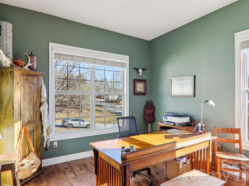 59 Eagle Chase Lane, Etowah, NC 28729.  MLS# CAR4346343, YatesRealty ID 7703. 