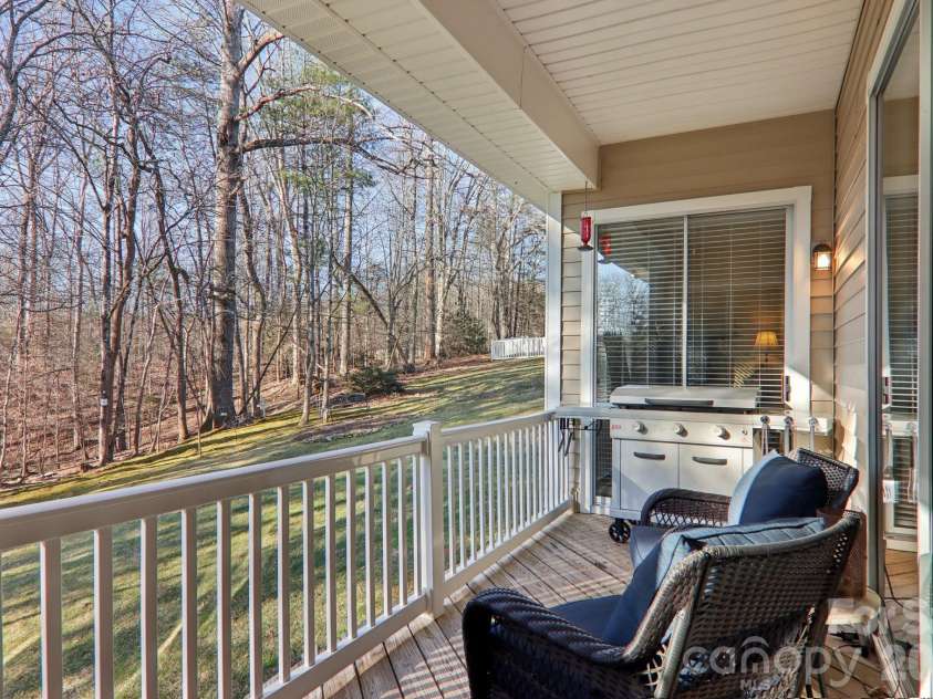 59 Eagle Chase Lane, Etowah, NC 28729.  MLS# CAR4346343, YatesRealty ID 7703. 