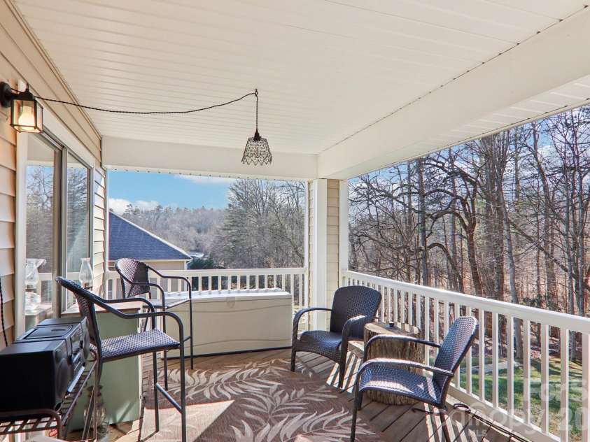 59 Eagle Chase Lane, Etowah, NC 28729.  MLS# CAR4346343, YatesRealty ID 7703. 