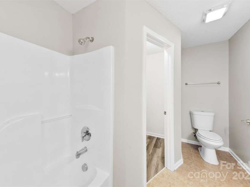 116 Ridgewood Drive, York, SC 29745.  MLS# CAR4242083, YatesRealty ID 7704. 