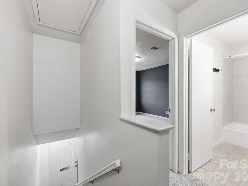 1300 Larchmont Place, Salisbury, NC 28144.  MLS# CAR4404056, YatesRealty ID 7704. 