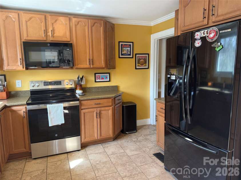 112 Elwood Street, Kannapolis, NC 28081.  MLS# CAR4353308, YatesRealty ID 7705. 