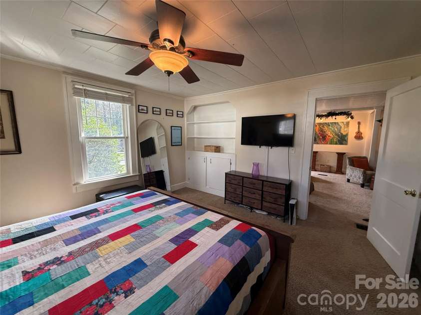 112 Elwood Street, Kannapolis, NC 28081.  MLS# CAR4353308, YatesRealty ID 7705. 
