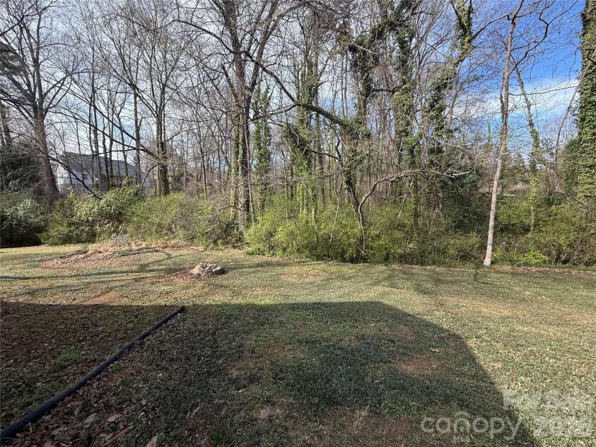 112 Elwood Street, Kannapolis, NC 28081.  MLS# CAR4353308, YatesRealty ID 7705. Private back yard 