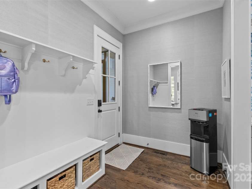 2316 Westminster Place, Charlotte, NC 28207.  MLS# CAR4248476, YatesRealty ID 7706. 