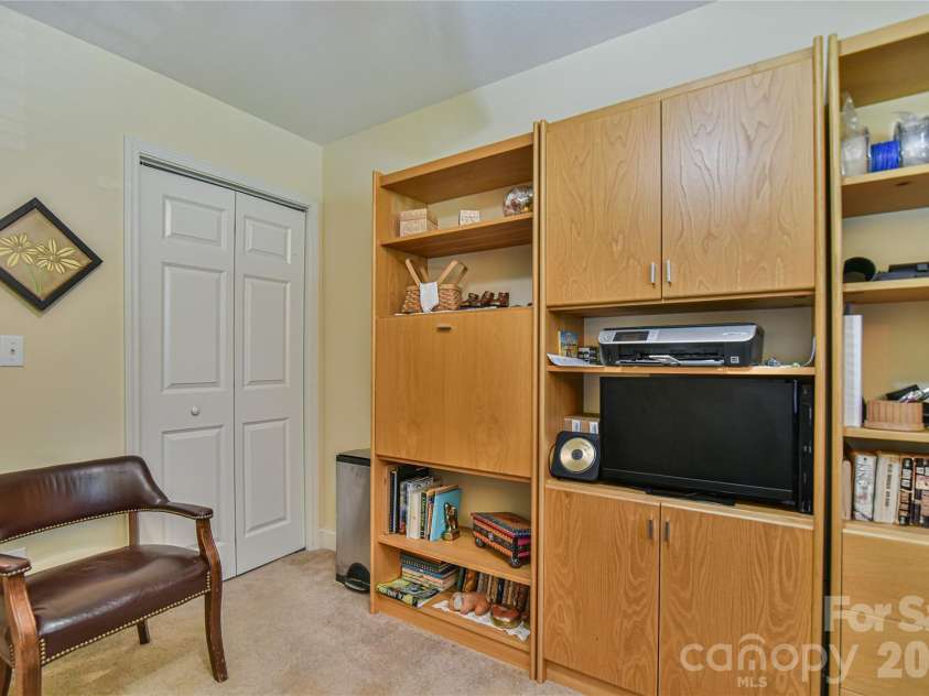 911 Fanning Bridge Road, Fletcher, NC 28732.  MLS# CAR4284907, YatesRealty ID 7706. 