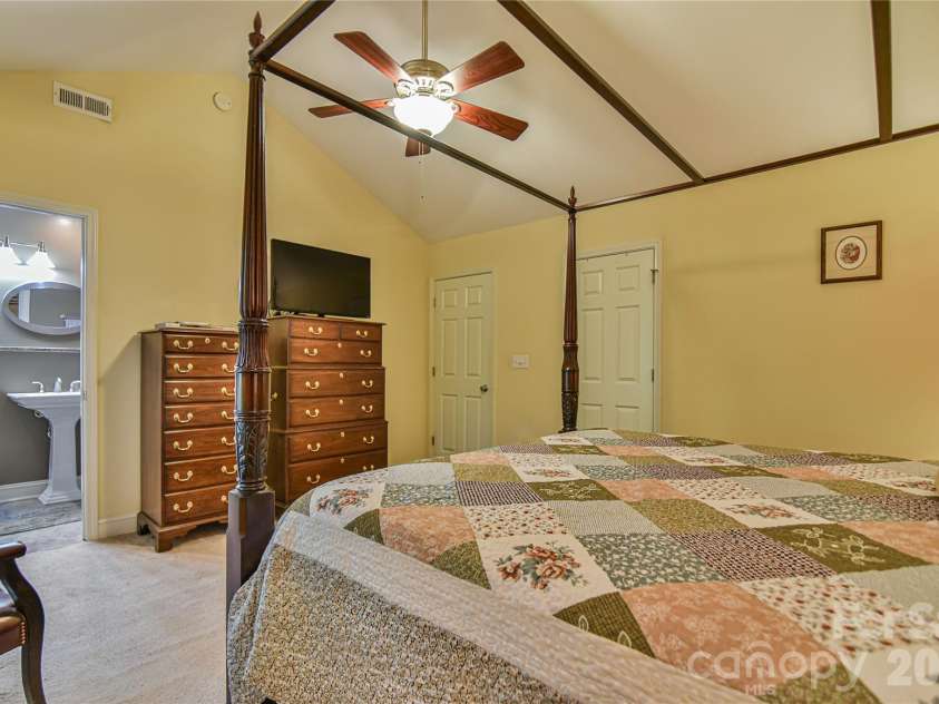 911 Fanning Bridge Road, Fletcher, NC 28732.  MLS# CAR4284907, YatesRealty ID 7706. 