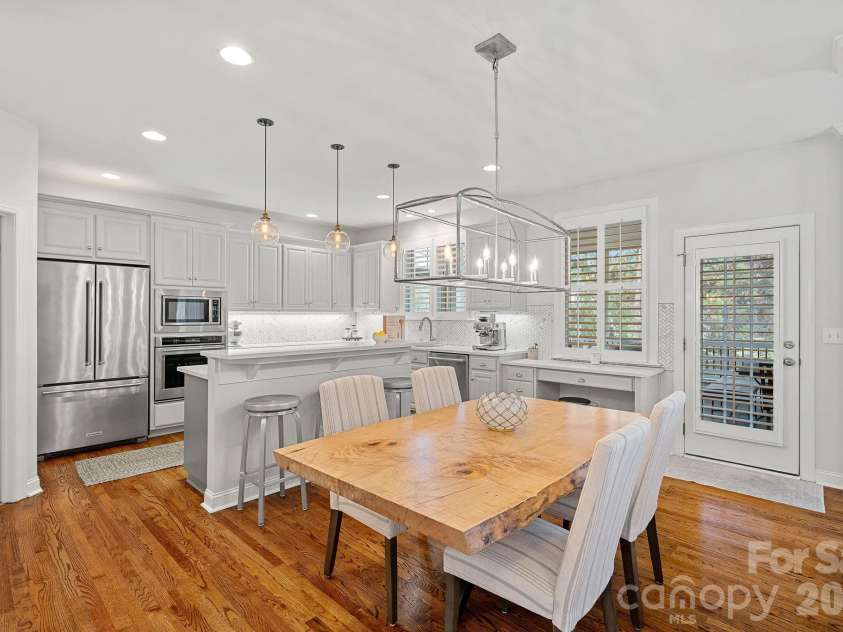 10220 Auburn Top Lane, Charlotte, NC 28277.  MLS# CAR4360447, YatesRealty ID 7708. 