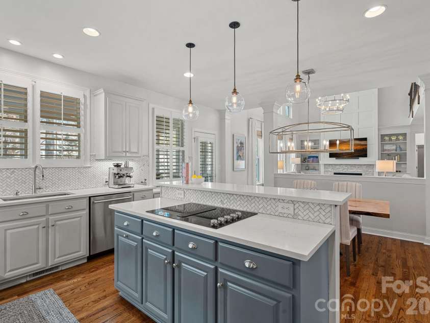 10220 Auburn Top Lane, Charlotte, NC 28277.  MLS# CAR4360447, YatesRealty ID 7708. 