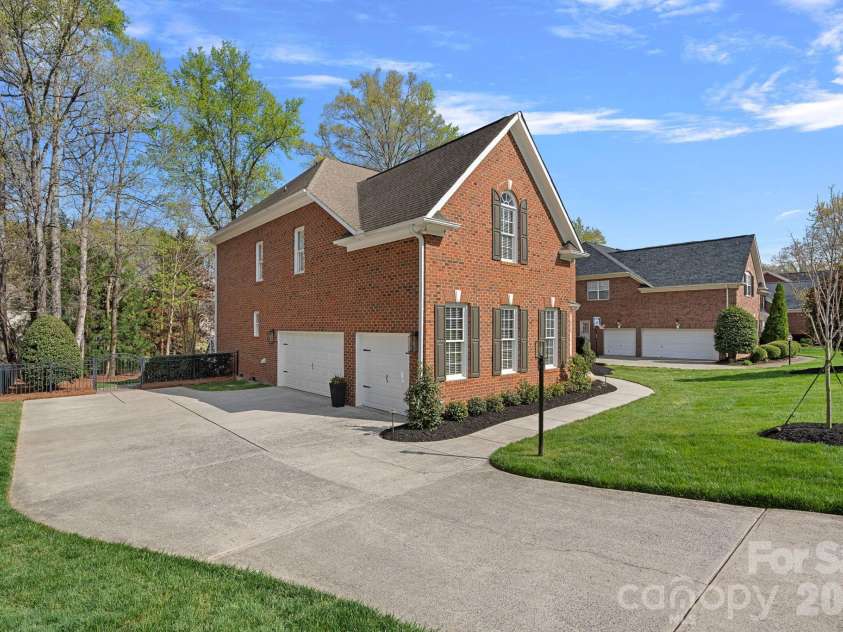 10220 Auburn Top Lane, Charlotte, NC 28277.  MLS# CAR4360447, YatesRealty ID 7708. 