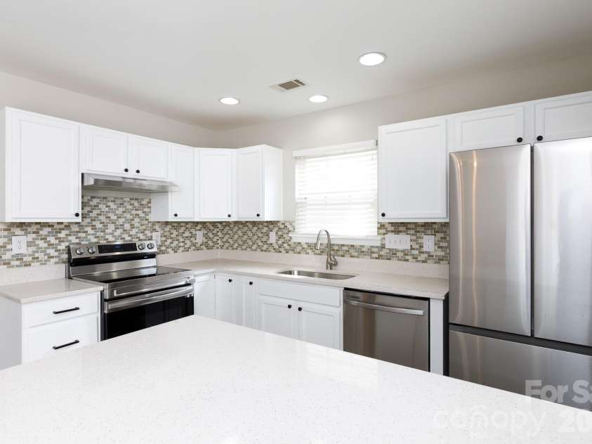 7383 Sun Dance Drive, Fort Mill, SC 29707.  MLS# CAR4345196, YatesRealty ID 7709. 