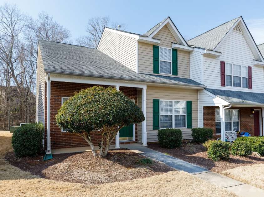 7383 Sun Dance Drive, Fort Mill, SC 29707.  MLS# CAR4345196, YatesRealty ID 7709. 
