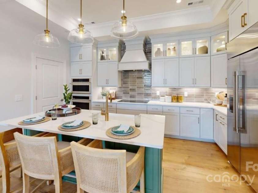 4172 Creek Bridge Circle, Charlotte, NC 28213.  MLS# CAR4331965, YatesRealty ID 771. Not Actual Property