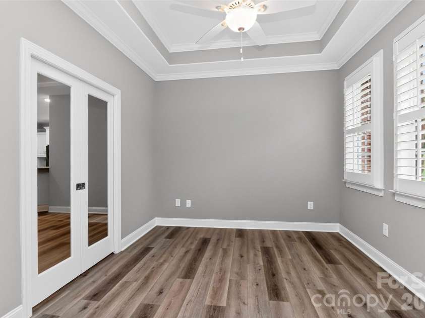 2311 Index Court, Denver, NC 28037.  MLS# CAR4380254, YatesRealty ID 7710. Flex Space