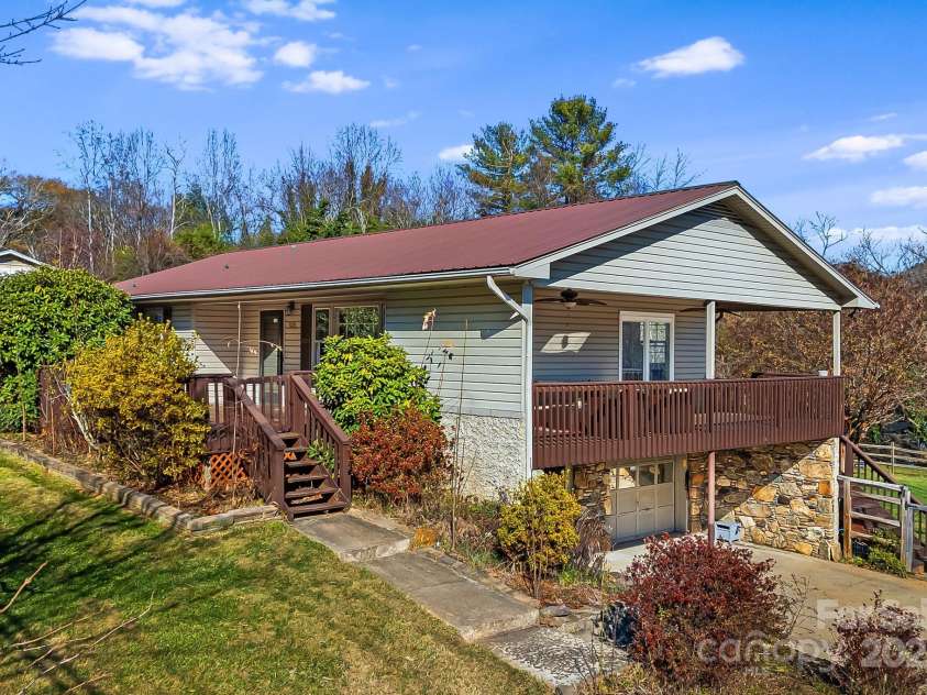 362 Mills Gap Road, Asheville, NC 28803.  MLS# CAR4268413, YatesRealty ID 7711. 