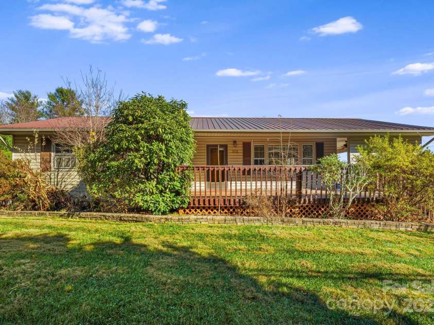 362 Mills Gap Road, Asheville, NC 28803.  MLS# CAR4268413, YatesRealty ID 7711. 