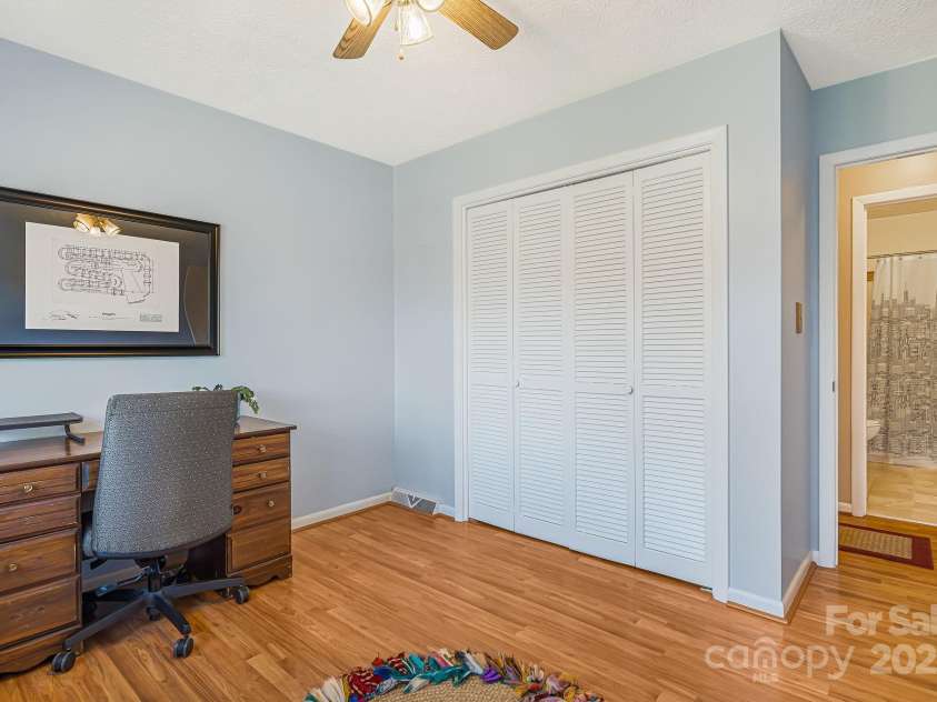 362 Mills Gap Road, Asheville, NC 28803.  MLS# CAR4268413, YatesRealty ID 7711. 