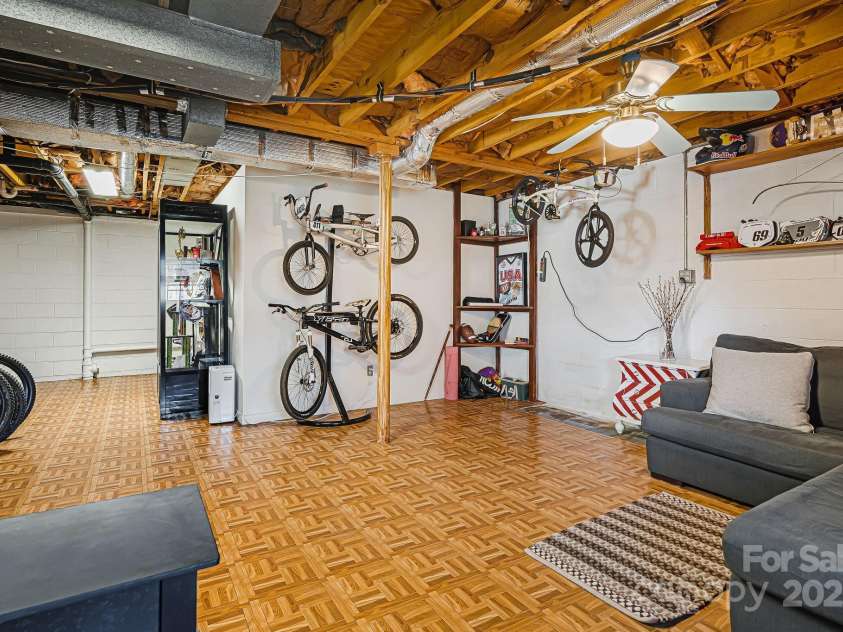 362 Mills Gap Road, Asheville, NC 28803.  MLS# CAR4268413, YatesRealty ID 7711. 