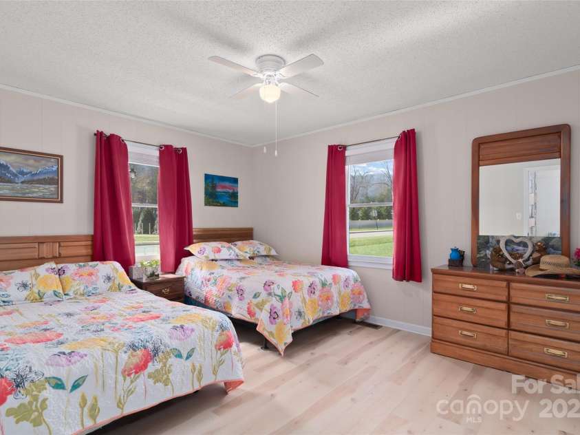 17 Dream Meadow Lane, Maggie Valley, NC 28751.  MLS# CAR4200821, YatesRealty ID 7713. 