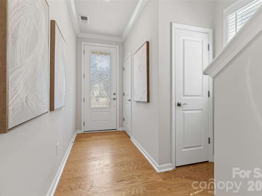 5320 Somerset Hill Lane, Charlotte, NC 28269.  MLS# CAR4413784, YatesRealty ID 7713. 