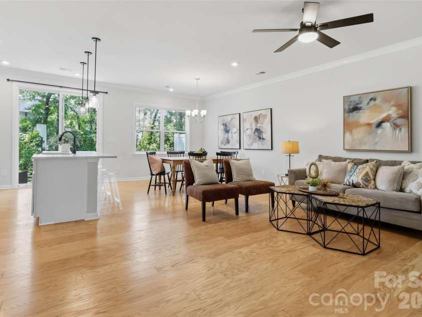 5320 Somerset Hill Lane, Charlotte, NC 28269.  MLS# CAR4413784, YatesRealty ID 7713. 