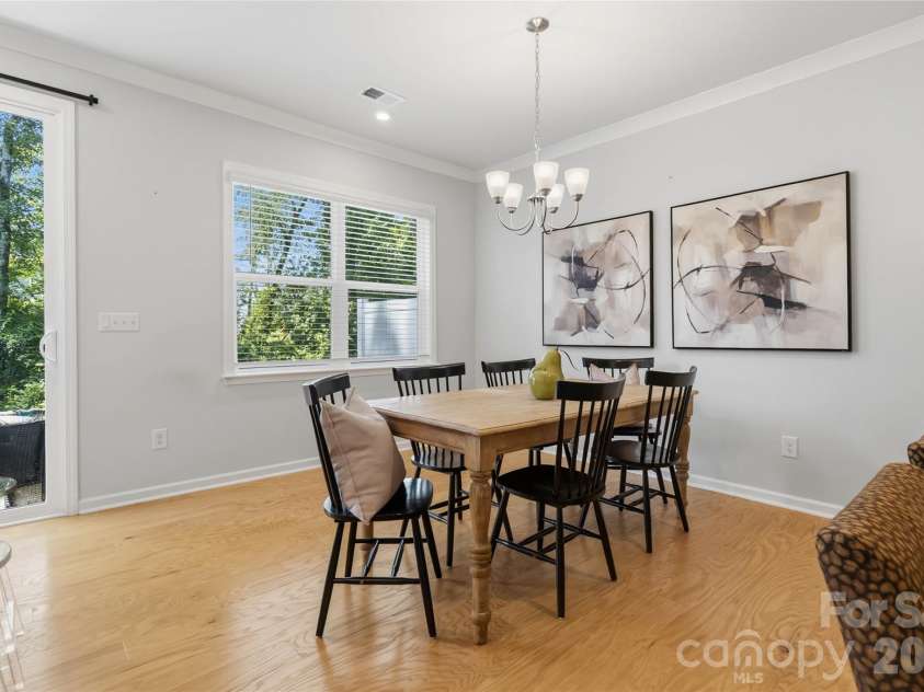 5320 Somerset Hill Lane, Charlotte, NC 28269.  MLS# CAR4413784, YatesRealty ID 7713. 